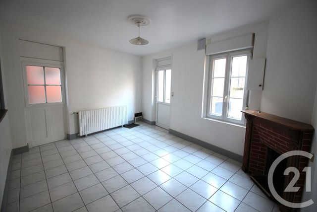 Maison à louer - 4 pièces - 79,77 m2 - Cany Barville - 76 - HAUTE-NORMANDIE