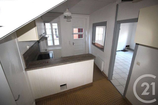 Maison à louer - 4 pièces - 79,77 m2 - Cany Barville - 76 - HAUTE-NORMANDIE