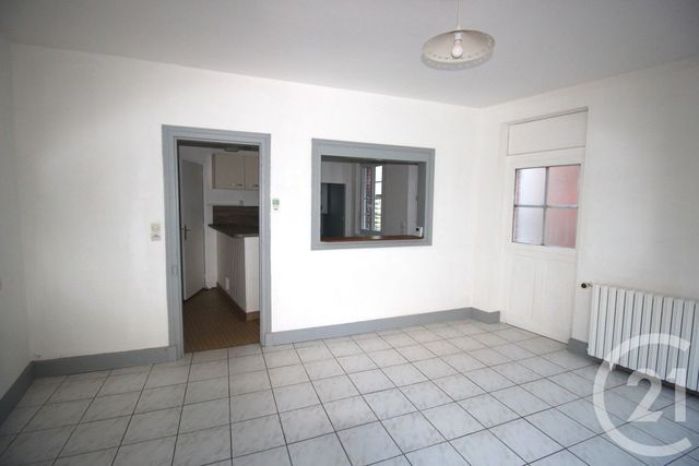 Maison à louer - 4 pièces - 79,77 m2 - Cany Barville - 76 - HAUTE-NORMANDIE