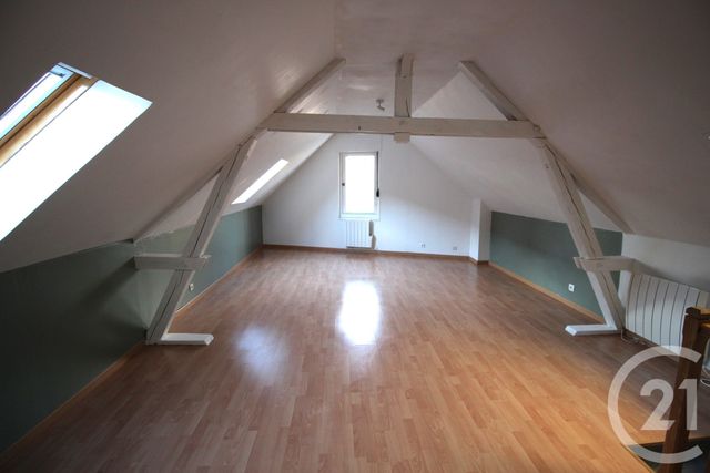 Maison à louer - 4 pièces - 79,77 m2 - Cany Barville - 76 - HAUTE-NORMANDIE