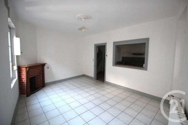 Maison à louer - 4 pièces - 79,77 m2 - Cany Barville - 76 - HAUTE-NORMANDIE