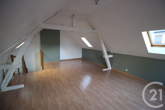 Maison à louer - 4 pièces - 79,77 m2 - Cany Barville - 76 - HAUTE-NORMANDIE