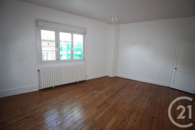 Maison à louer - 4 pièces - 79,77 m2 - Cany Barville - 76 - HAUTE-NORMANDIE