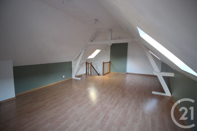 Maison à louer - 4 pièces - 79,77 m2 - Cany Barville - 76 - HAUTE-NORMANDIE