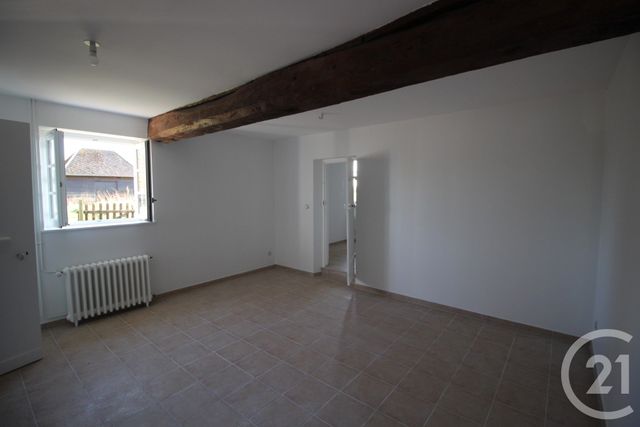 Maison &agrave; louer - 3 pi&egrave;ces - 79,85 m2 - Sasseville - 76 - HAUTE-NORMANDIE