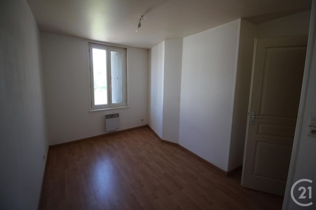 Appartement F3 &agrave; louer - 3 pi&egrave;ces - 76,01 m2 - Ourville En Caux - 76 - HAUTE-NORMANDIE