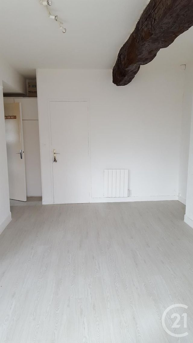 Appartement Studio &agrave; louer - 1 pi&egrave;ce - 31 m2 - Cany Barville - 76 - HAUTE-NORMANDIE
