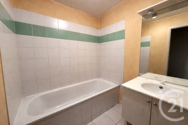 Appartement F2 &agrave; vendre - 2 pi&egrave;ces - 45,60 m2 - Lavelanet - 09 - MIDI-PYRENEES