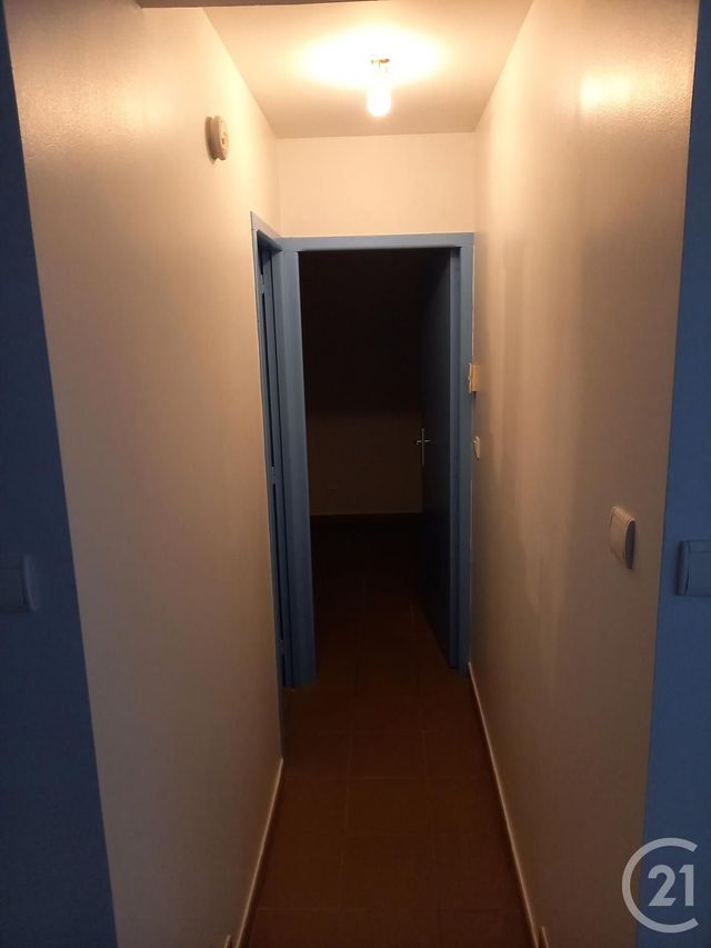 Appartement T2 &agrave; louer - 2 pi&egrave;ces - 33,17 m2 - Laroque D Olmes - 09 - MIDI-PYRENEES