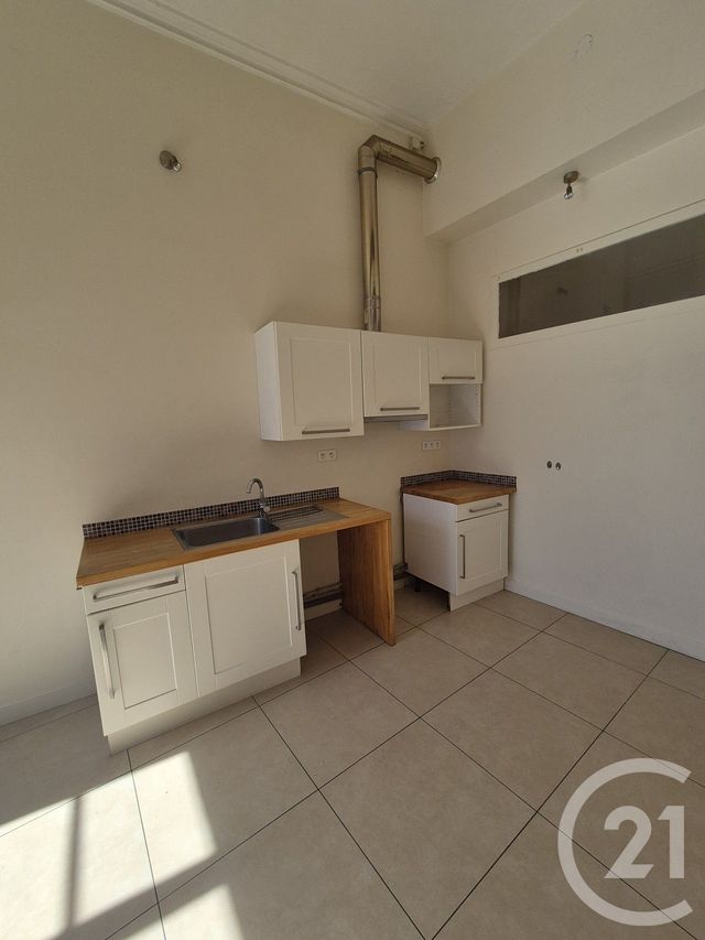 Appartement F4 &agrave; louer - 4 pi&egrave;ces - 80 m2 - Chalabre - 11 - LANGUEDOC-ROUSSILLON