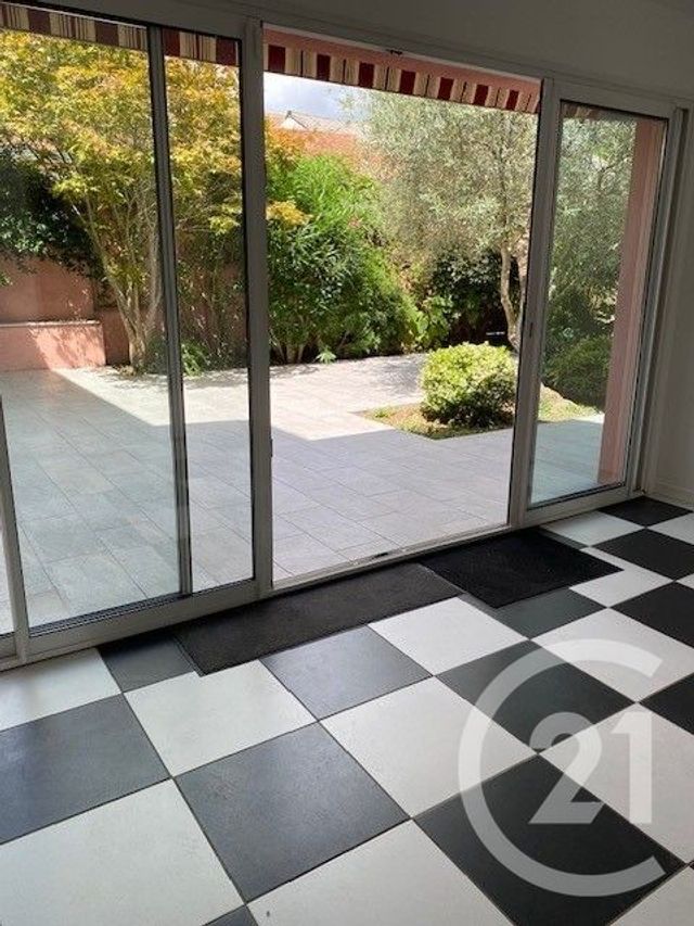 Maison &agrave; louer - 9 pi&egrave;ces - 260 m2 - Mirepoix - 09 - MIDI-PYRENEES