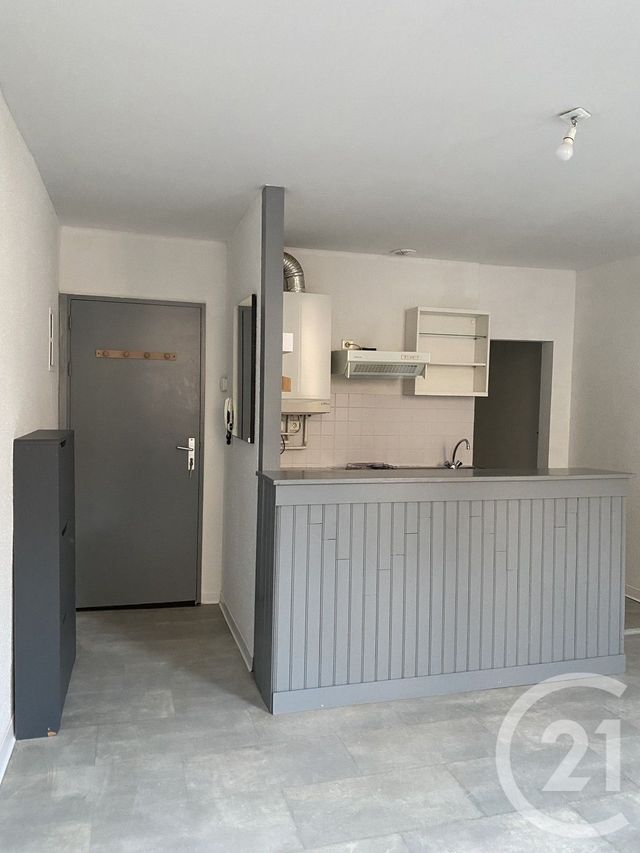 Appartement T2 &agrave; louer - 2 pi&egrave;ces - 36,67 m2 - Pamiers - 09 - MIDI-PYRENEES