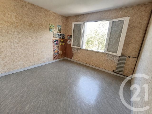 Appartement F4 &agrave; vendre - 4 pi&egrave;ces - 88 m2 - Lavelanet - 09 - MIDI-PYRENEES