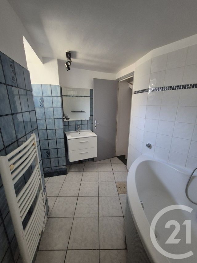 Maison &agrave; louer - 4 pi&egrave;ces - 82 m2 - Laroque D Olmes - 09 - MIDI-PYRENEES