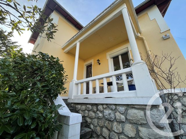 Maison &agrave; vendre - 10 pi&egrave;ces - 236,30 m2 - Lavelanet - 09 - MIDI-PYRENEES