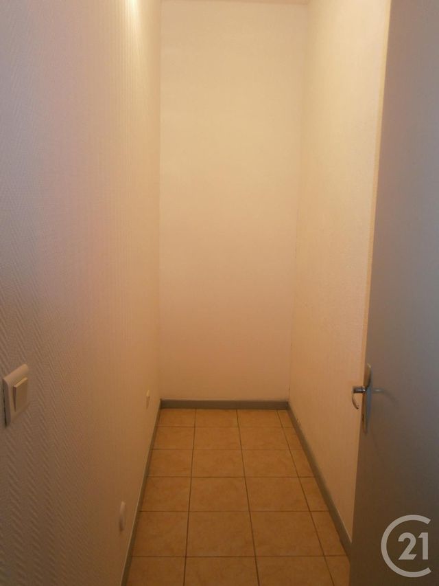 Appartement F2 &agrave; louer - 2 pi&egrave;ces - 33,50 m2 - La Bastide Sur L Hers - 09 - MIDI-PYRENEES