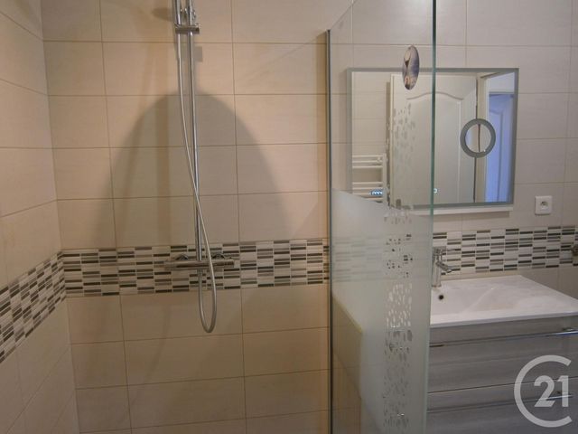 Appartement F4 &agrave; louer - 4 pi&egrave;ces - 87 m2 - Lavelanet - 09 - MIDI-PYRENEES