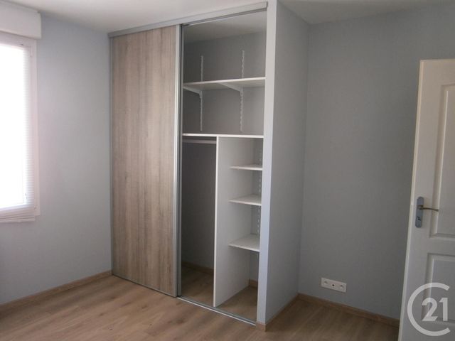 Appartement F4 &agrave; louer - 4 pi&egrave;ces - 87 m2 - Lavelanet - 09 - MIDI-PYRENEES