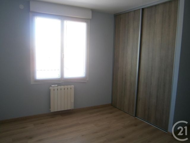 Appartement F4 &agrave; louer - 4 pi&egrave;ces - 87 m2 - Lavelanet - 09 - MIDI-PYRENEES