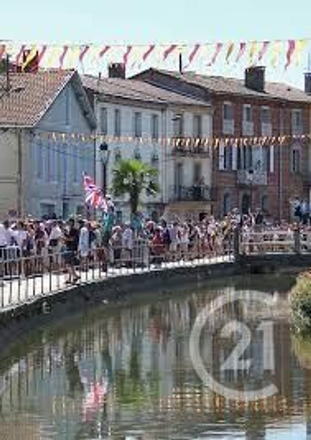 Appartement T2 &agrave; louer - 2 pi&egrave;ces - 36,67 m2 - Pamiers - 09 - MIDI-PYRENEES