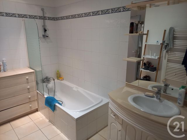 Appartement T3 &agrave; louer - 3 pi&egrave;ces - 96,34 m2 - Mirepoix - 09 - MIDI-PYRENEES