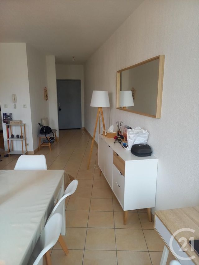 Appartement T3 &agrave; louer - 3 pi&egrave;ces - 96,34 m2 - Mirepoix - 09 - MIDI-PYRENEES