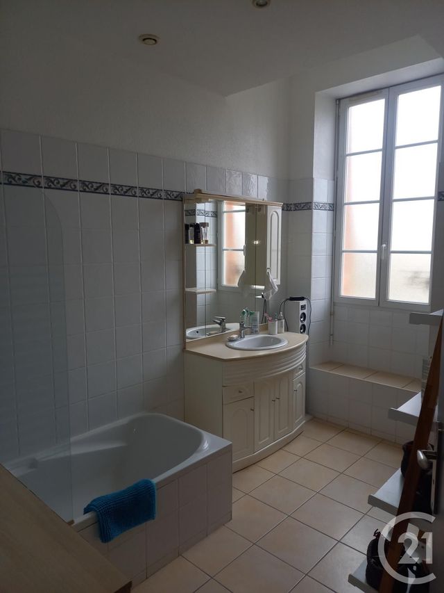 Appartement T3 &agrave; louer - 3 pi&egrave;ces - 96,34 m2 - Mirepoix - 09 - MIDI-PYRENEES