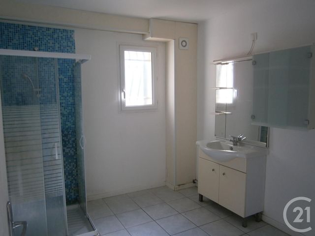 Appartement F4 &agrave; louer - 4 pi&egrave;ces - 116 m2 - Lavelanet - 09 - MIDI-PYRENEES