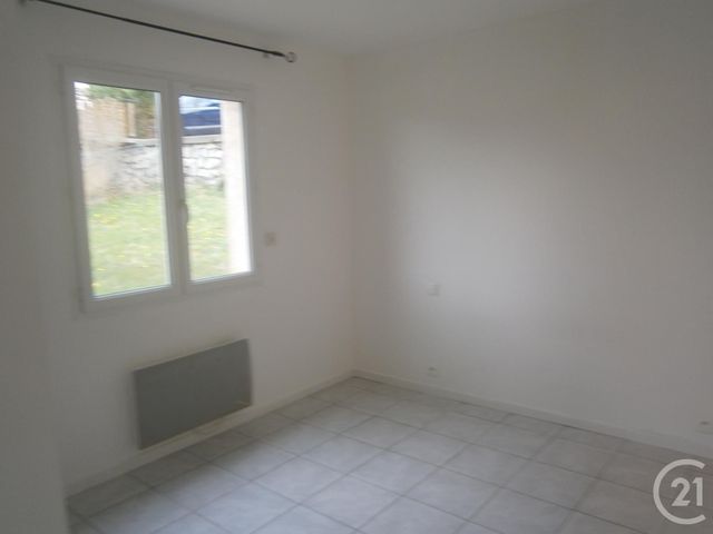 Appartement F4 &agrave; louer - 4 pi&egrave;ces - 116 m2 - Lavelanet - 09 - MIDI-PYRENEES
