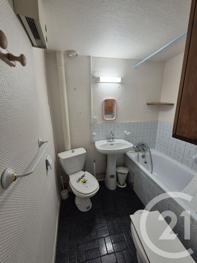 Appartement T3 &agrave; louer - 3 pi&egrave;ces - 77,63 m2 - Mirepoix - 09 - MIDI-PYRENEES