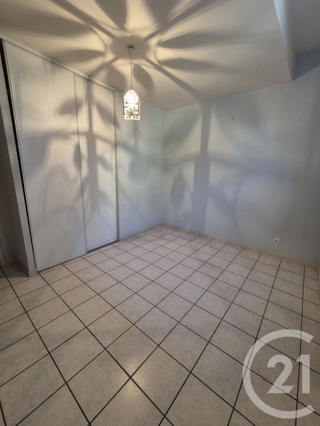Appartement T3 &agrave; louer - 3 pi&egrave;ces - 77,63 m2 - Mirepoix - 09 - MIDI-PYRENEES