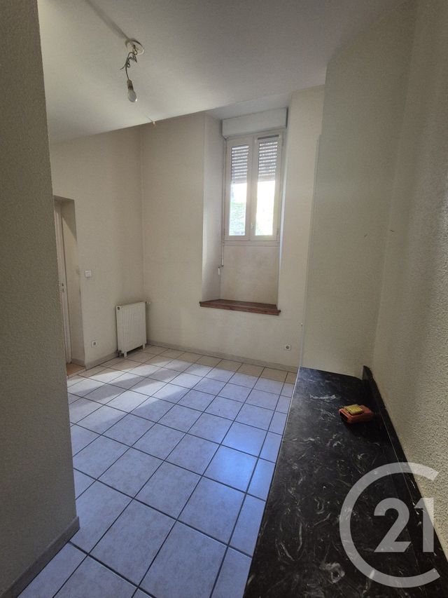 Appartement T3 &agrave; louer - 3 pi&egrave;ces - 77,63 m2 - Mirepoix - 09 - MIDI-PYRENEES