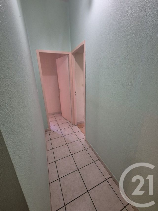 Appartement T3 &agrave; louer - 3 pi&egrave;ces - 77,63 m2 - Mirepoix - 09 - MIDI-PYRENEES