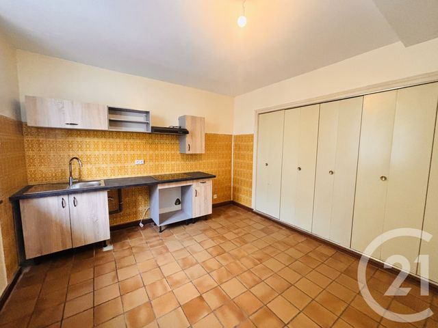 Appartement T3 &agrave; louer - 3 pi&egrave;ces - 76,64 m2 - Lavelanet - 09 - MIDI-PYRENEES