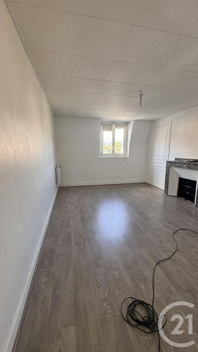 Maison &agrave; vendre - 8 pi&egrave;ces - 240 m2 - Lavelanet - 09 - MIDI-PYRENEES