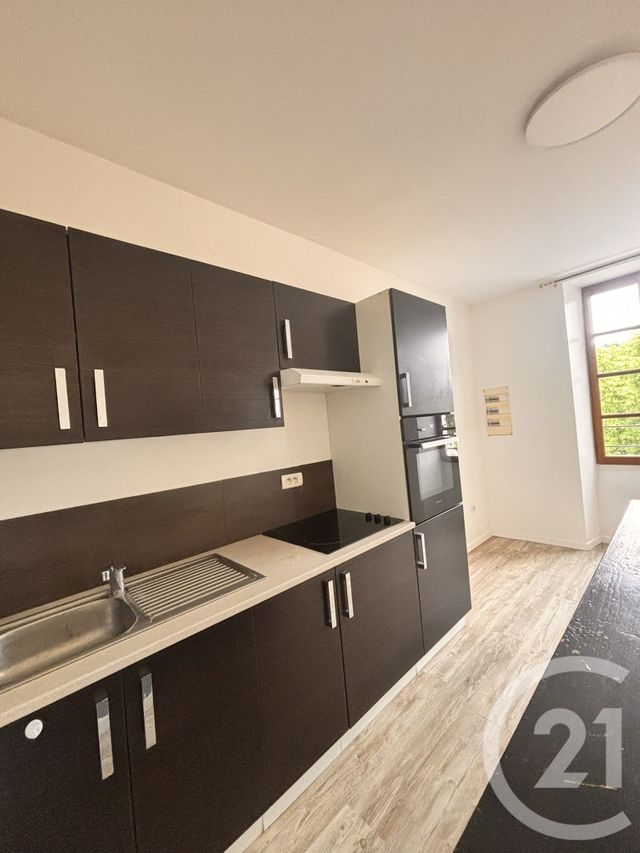 Appartement T3 &agrave; louer - 3 pi&egrave;ces - 74 m2 - Besset - 09 - MIDI-PYRENEES