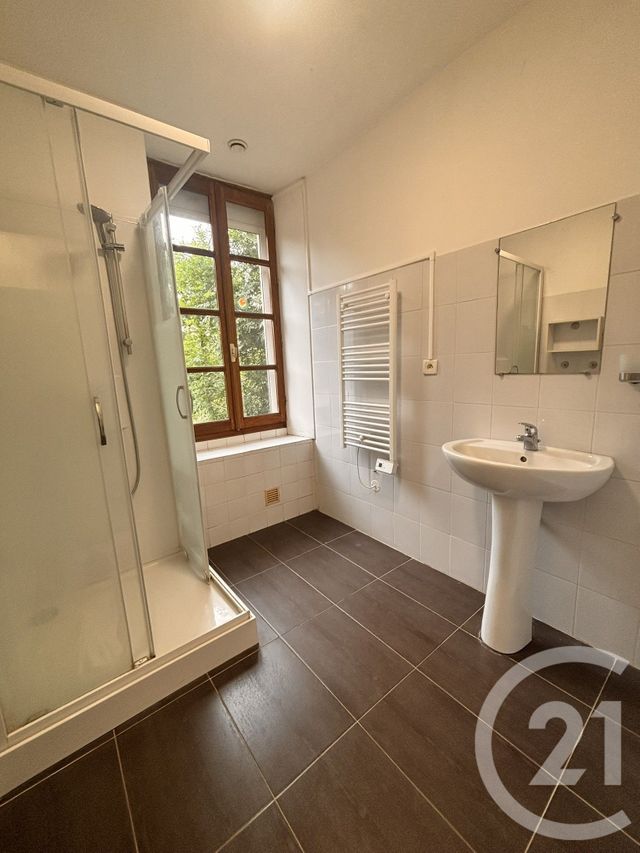 Appartement T3 &agrave; louer - 3 pi&egrave;ces - 74 m2 - Besset - 09 - MIDI-PYRENEES