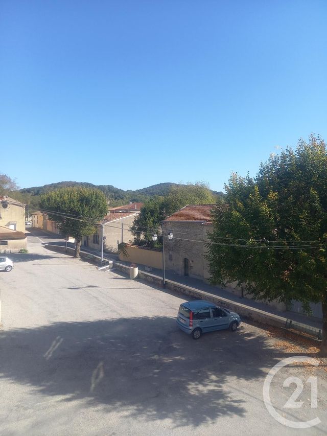 Appartement T3 &agrave; louer - 3 pi&egrave;ces - 74 m2 - Besset - 09 - MIDI-PYRENEES