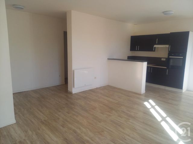 Appartement T3 &agrave; louer - 3 pi&egrave;ces - 74 m2 - Besset - 09 - MIDI-PYRENEES