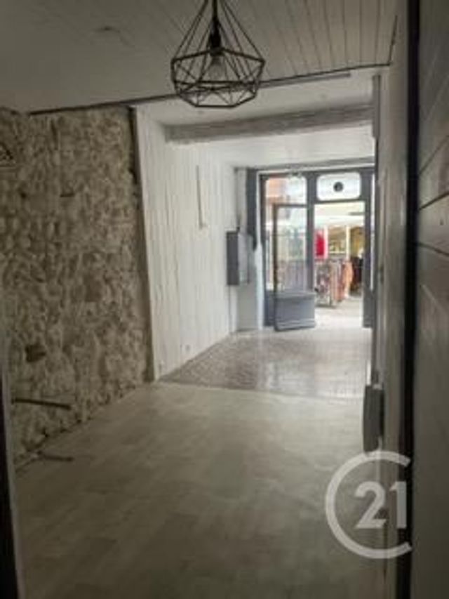 Appartement Atelier d'artiste &agrave; louer - 2 pi&egrave;ces - 65 m2 - Mirepoix - 09 - MIDI-PYRENEES