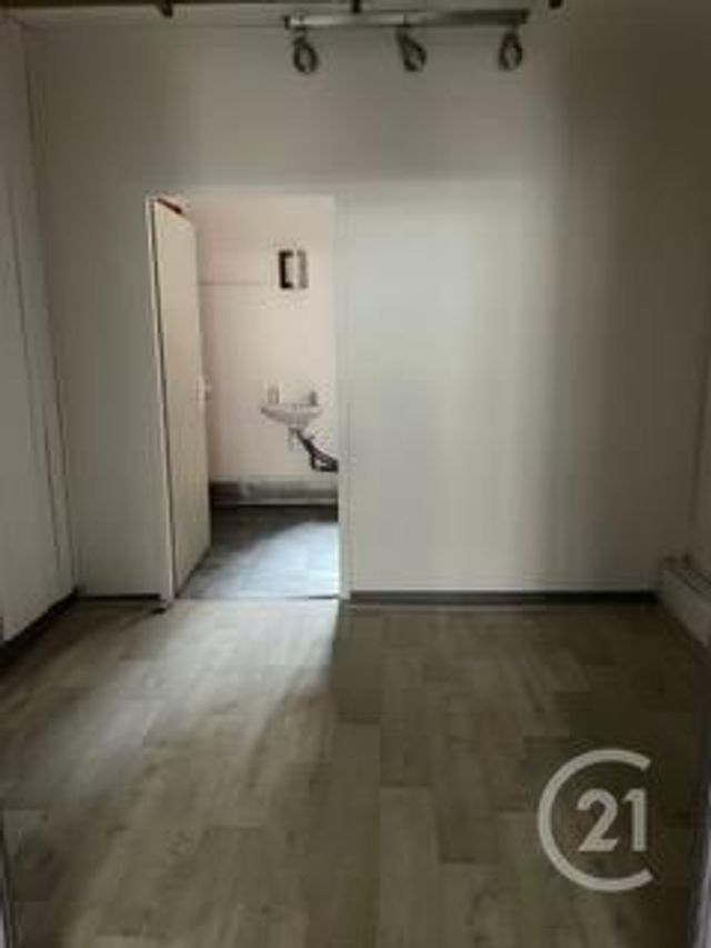 Appartement Atelier d'artiste &agrave; louer - 2 pi&egrave;ces - 65 m2 - Mirepoix - 09 - MIDI-PYRENEES