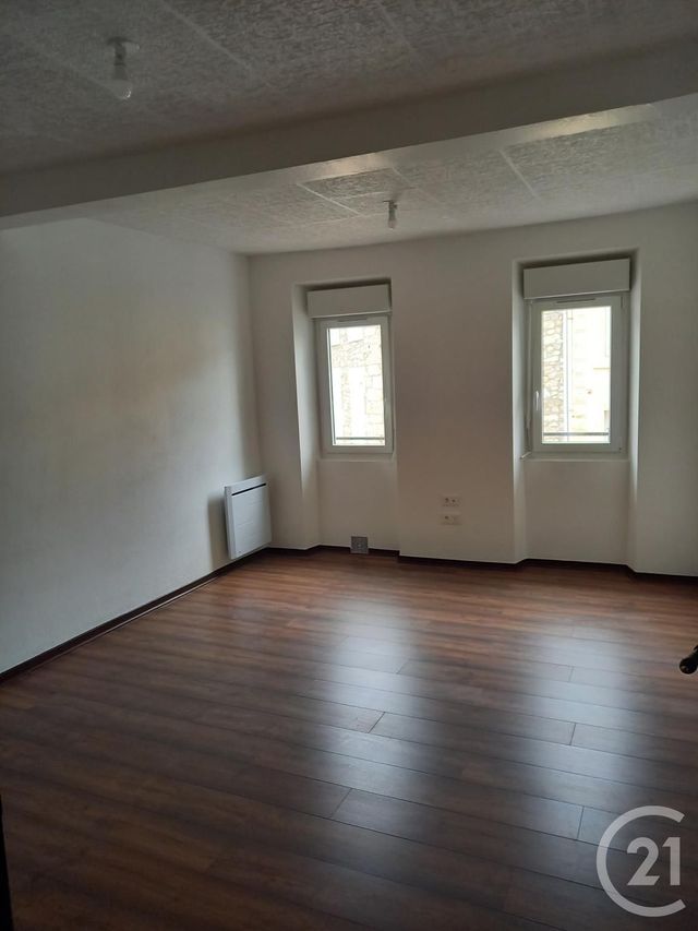 Appartement F1 &agrave; louer - 1 pi&egrave;ce - 44,86 m2 - Lavelanet - 09 - MIDI-PYRENEES