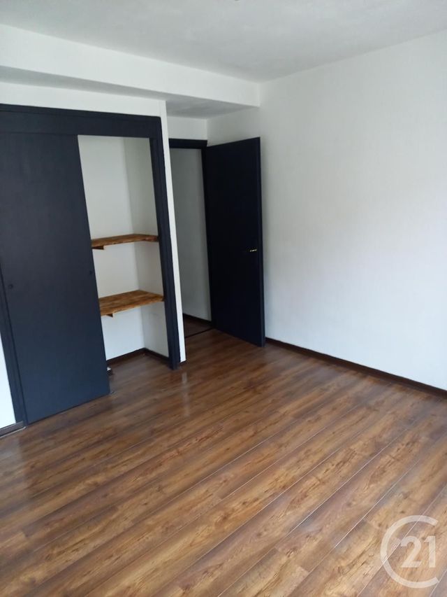 Appartement F1 &agrave; louer - 1 pi&egrave;ce - 44,86 m2 - Lavelanet - 09 - MIDI-PYRENEES
