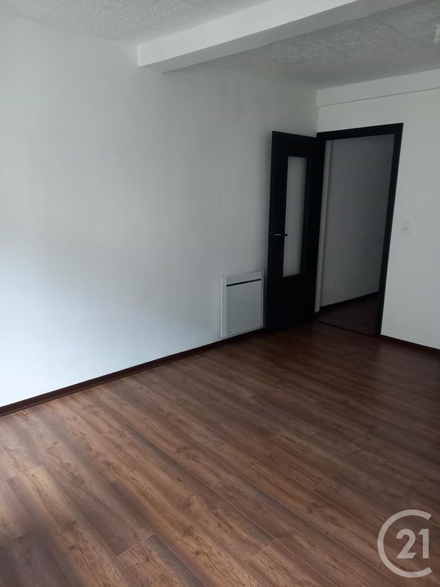 Appartement F1 &agrave; louer - 1 pi&egrave;ce - 44,86 m2 - Lavelanet - 09 - MIDI-PYRENEES