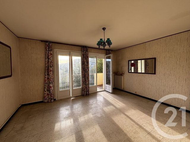 Appartement T3 &agrave; louer - 3 pi&egrave;ces - 61,46 m2 - Lavelanet - 09 - MIDI-PYRENEES