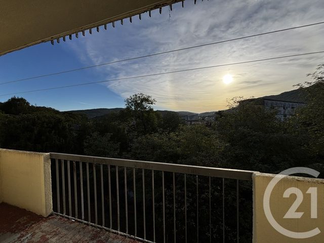 Appartement T3 &agrave; louer - 3 pi&egrave;ces - 61,46 m2 - Lavelanet - 09 - MIDI-PYRENEES