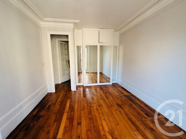 Appartement F2 &agrave; louer - 2 pi&egrave;ces - 46 m2 - Paris - 75007 - ILE-DE-FRANCE