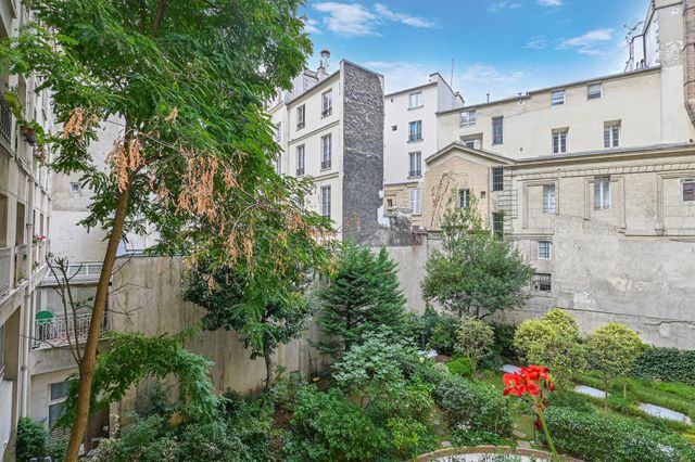 Appartement à vendre - 5 pièces - 82,98 m2 - Paris - 75006 - ILE-DE-FRANCE