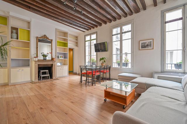 Appartement à vendre - 5 pièces - 82,98 m2 - Paris - 75006 - ILE-DE-FRANCE