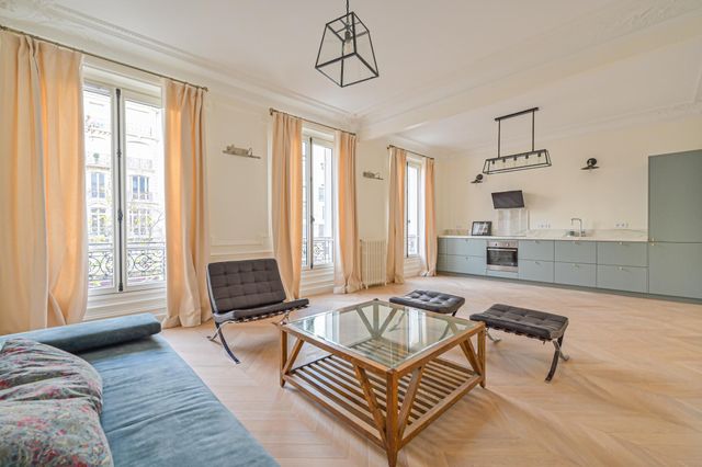 Appartement F5 &agrave; louer - 5 pi&egrave;ces - 92,40 m2 - Paris - 75007 - ILE-DE-FRANCE